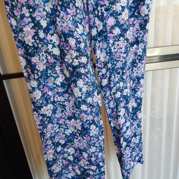 WAYF Floral Wide Leg High Waist Flowy Pants - Picture 3 of 5